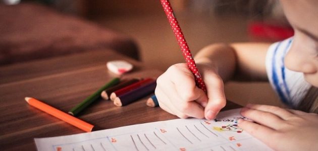 5 نصائح لتأسيس الطفل فى اللغة الانجليزية كيفية تأسيس الطفل فى اللغة الانجليزية