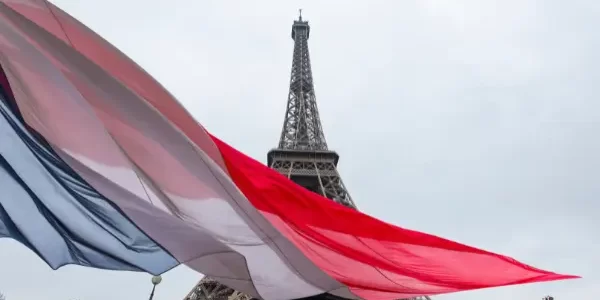 الوثائق المطلوبة للحصول على تأشيرة فرنسا 2025 ما هي الوثائق المطلوبة للحصول على تأشيرة فرنسا