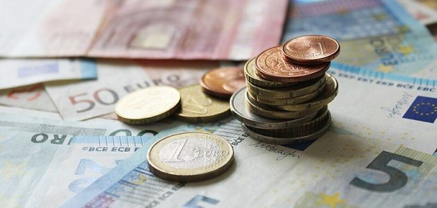 متوسط رواتب العمل في إيطاليا باليورو رواتب العمل في إيطاليا