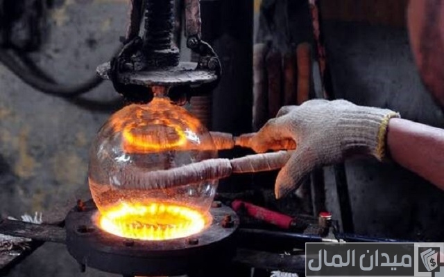 كيف يصنع الزجاج من الرمل كيف يصنع الزجاج من الرمل