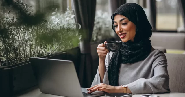 مشروع نسائي يدخل ذهب من المنزل مشروع نسائي يدخل ذهب من المنزل