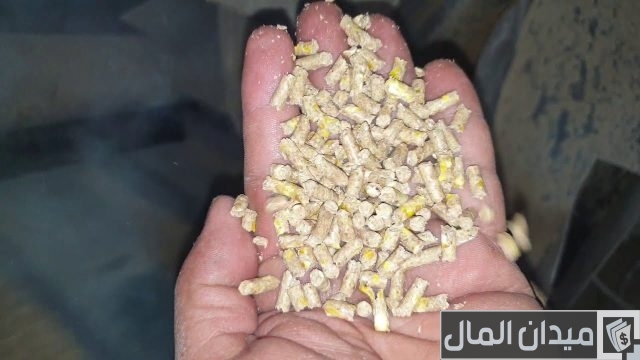مكونات علف الاسماك مكونات علف الاسماك