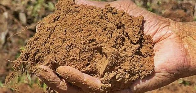أنواع الطين أنواع الطين وتعريفه ومكوناته وأهميته