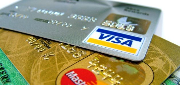 عمل بطاقة ائتمان خاصة بك كيفية عمل بطاقة ائتمان خاصة بك