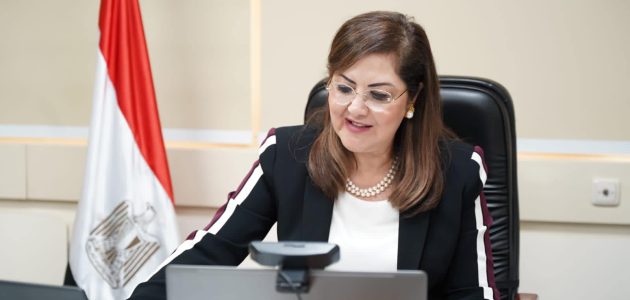 وزيرة التخطيط تعلن إطلاق أول منظومة لسياسات سوق العمل في سبتمبر المقبل هالة السعيد: إطلاق أول منظومة لسياسات سوق العمل في سبتمبر المقبل
