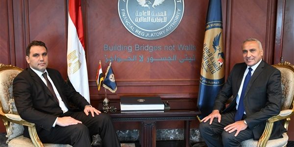 جهينة بالشراكة مع بنك HSBC يوقعان اتفاقية قرض مرتبط بالاستدامة جهينة توقع اتفاقية قرض مرتبط بالاستدامة مع بنك HSBC