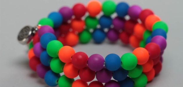 خطوات صنع اكسسوارات لليد بالخيوط كيفية صنع اكسسوارات لليد بالخيوط