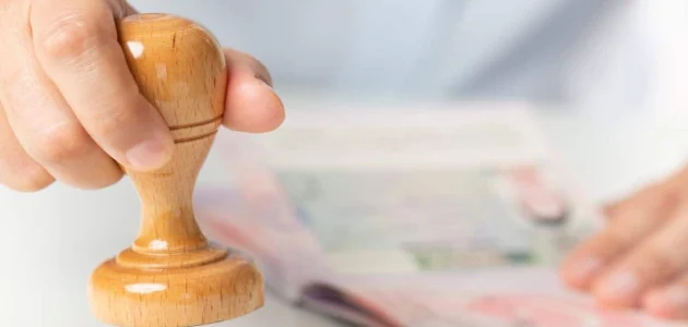 "الموارد البشرية" تحدد أسباب رفض تصريح العمل في الإمارات أسباب رفض تصريح العمل في الإمارات