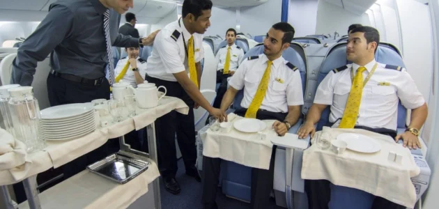 راتب مضيف طيران في الخطوط السعودية بالريال السعودي راتب مضيف طيران في الخطوط السعودية