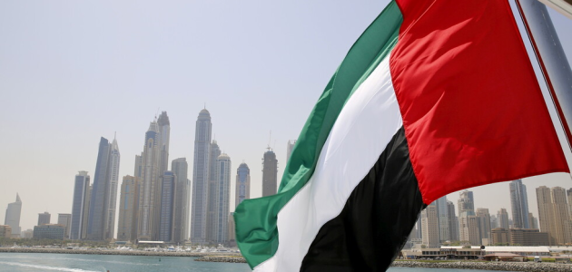 كم غرامة عدم تجديد بطاقة العمل الامارات؟.. "الموارد البشرية" تجيب غرامة عدم تجديد بطاقة العمل الامارات