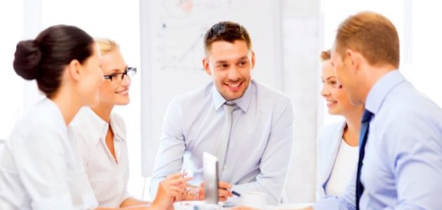فن ونصائح التعامل مع الزملاء في بيئة العمل فن التعامل مع الزملاء في بيئة العمل