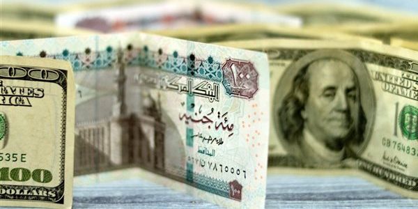 الدولار يسجل أدنى مستوى له أمام الجنيه المصري منذ أكتوبر 2024