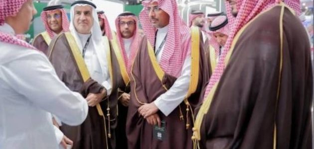 <p><strong>"السعودية تتصدر المشهد العالمي: الخريّف يكشف عن مقومات استراتيجية لجذب الاستثمارات الصناعية"</strong></p> "السعودية تتصدر المشهد العالمي: الخريّف يكشف عن مقومات استراتيجية لجذب الاستثمارات الصناعية"